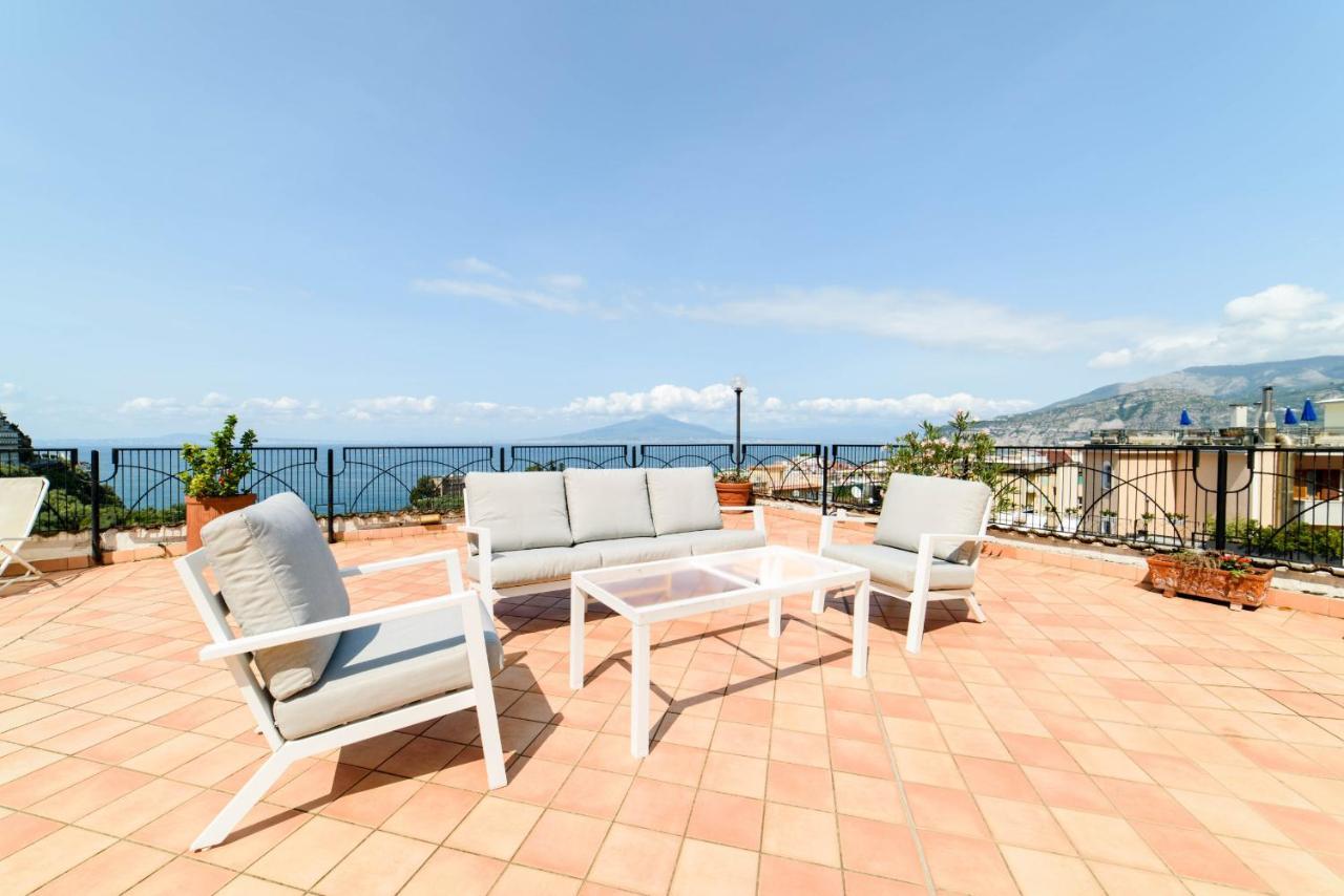 Estate4home - The Attic Appartement Sorrente
